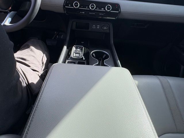 2024 Honda Pilot Touring - Photo 20