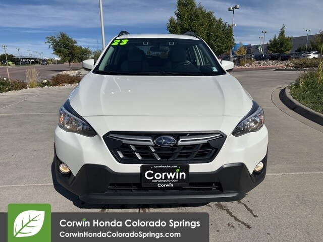 2023 Subaru Crosstrek Premium photo 2
