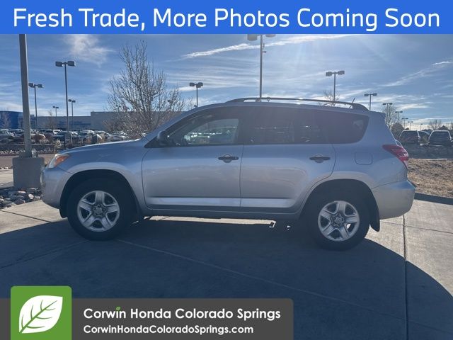 2010 Toyota RAV4 Base photo 4