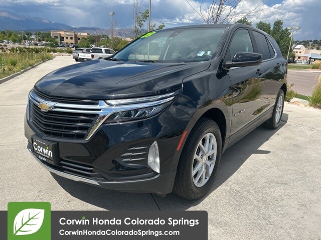 2023 Chevrolet Equinox LT photo 3