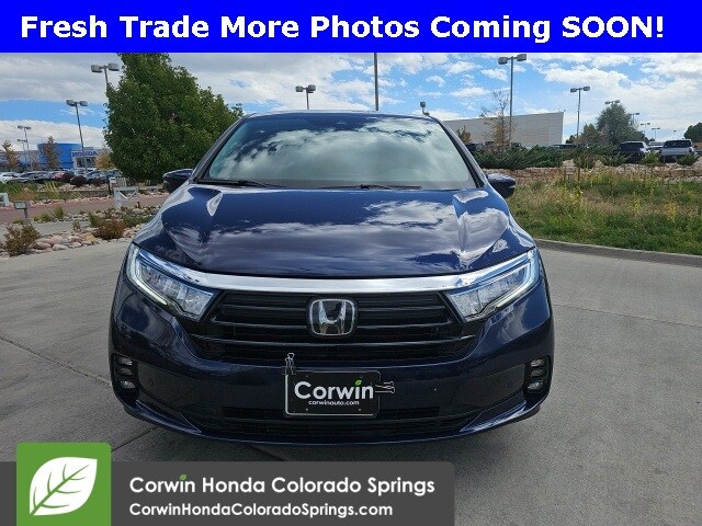 2024 Honda Odyssey Touring photo 2