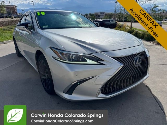 2019 Lexus ES Hybrid 300h Luxury