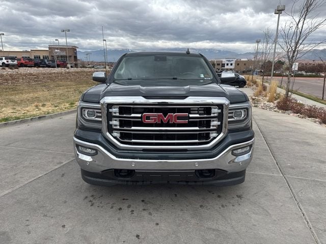 2017 Gmc Sierra 1500 SLT photo 2