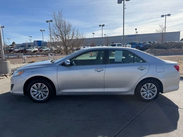 2012 Toyota Camry L photo 4