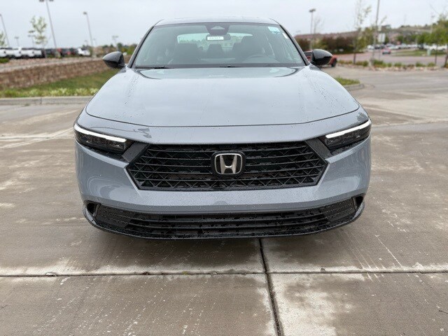 2025 Honda Accord Hybrid Sport-L photo 2