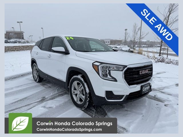2024 GMC Terrain SLE's photo
