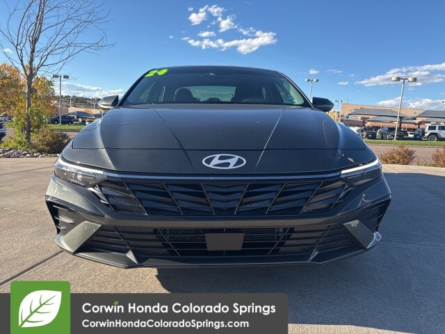 2024 Hyundai Elantra Hybrid Limited photo 2