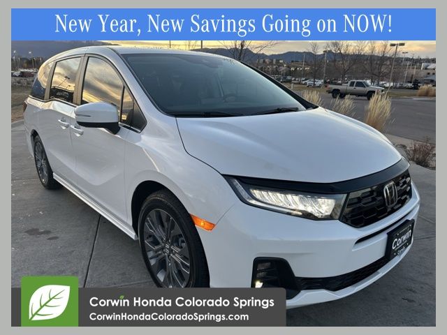 2026 Honda Odyssey Touring's photo