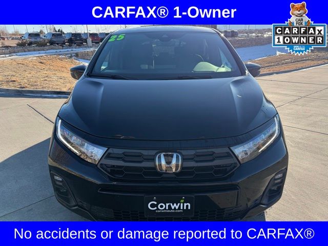 2025 Honda Odyssey photo 2