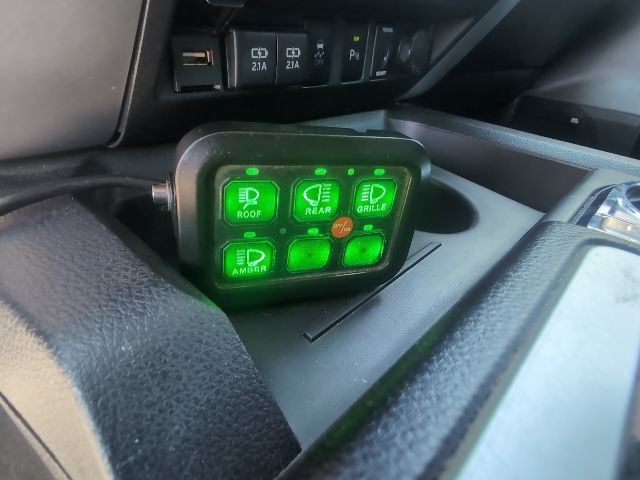 2021 Toyota Tundra Limited - Photo 25