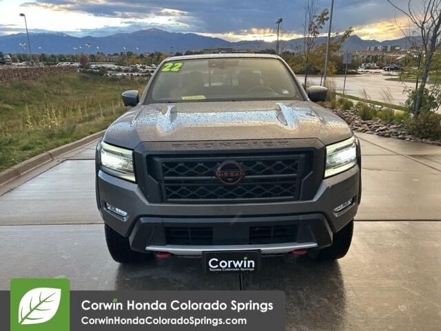 2024 Nissan Frontier SL photo 2