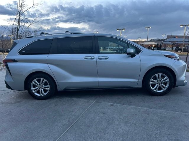 2021 Toyota Sienna Platinum - Photo 9