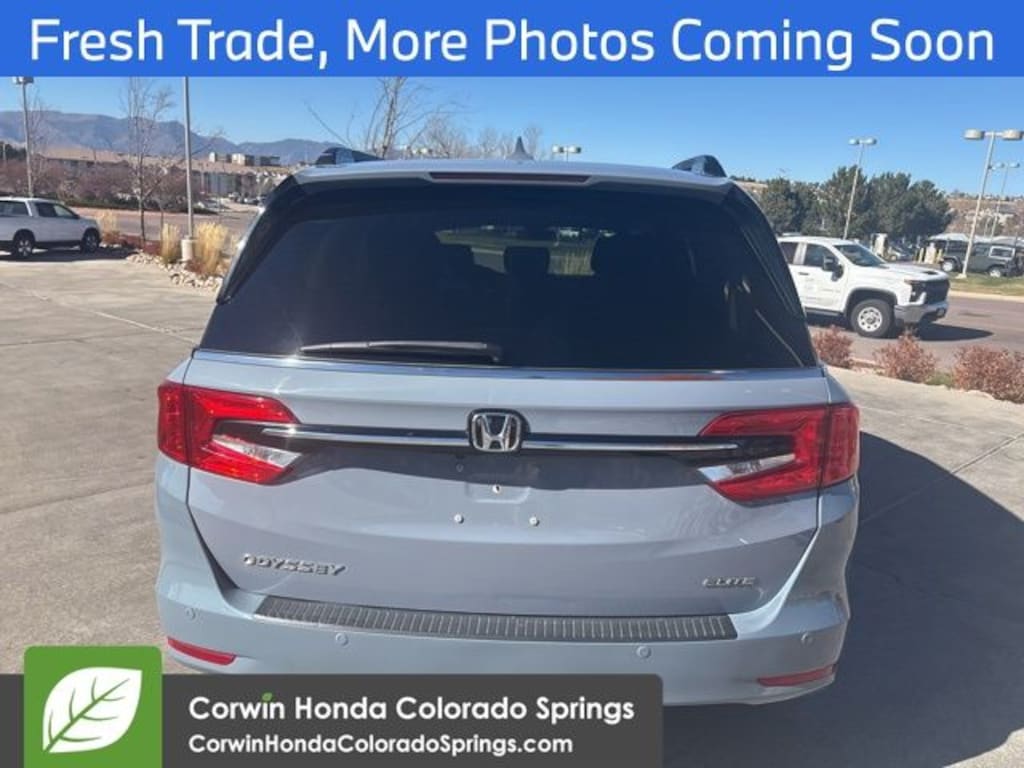 Used 2023 Honda Odyssey Elite Minivan/Van