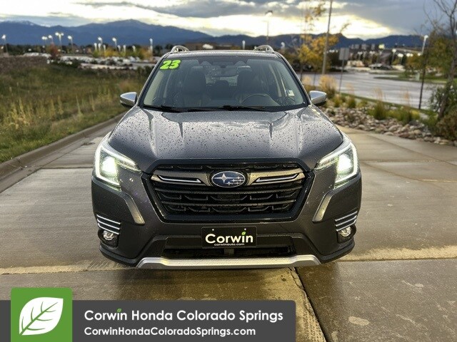 2023 Subaru Forester Touring photo 2