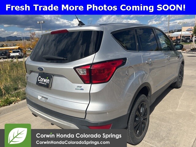 2019 Ford Escape SE photo 2