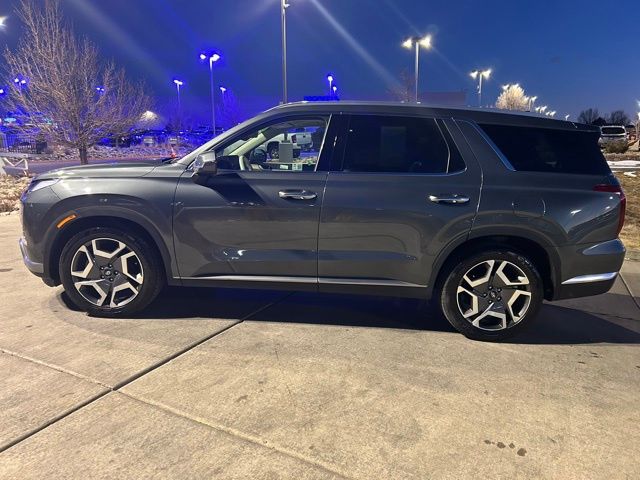 2024 Hyundai Palisade Limited photo 4