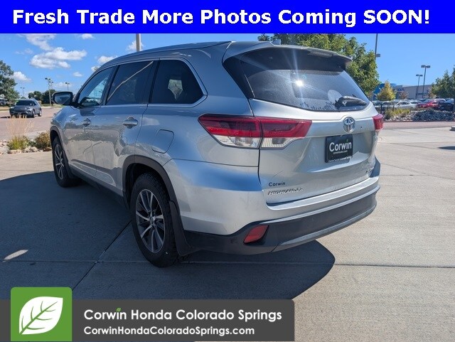 2019 Toyota Highlander XLE photo 2