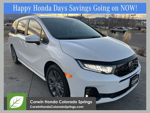 2026 Honda Odyssey Touring's photo