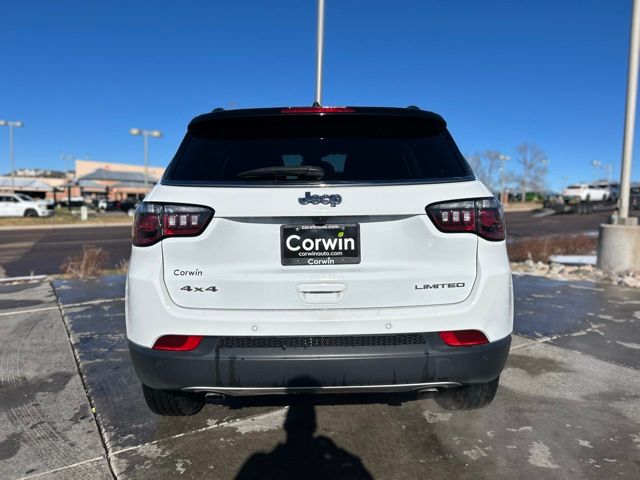 2023 Jeep Compass Limited photo 4