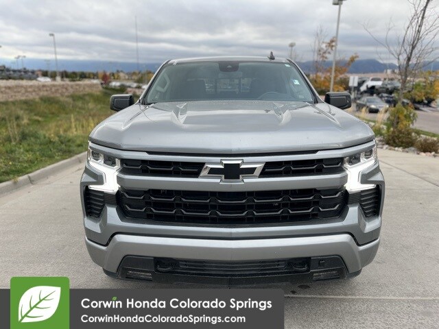 2023 Chevrolet Silverado 1500 RST photo 2