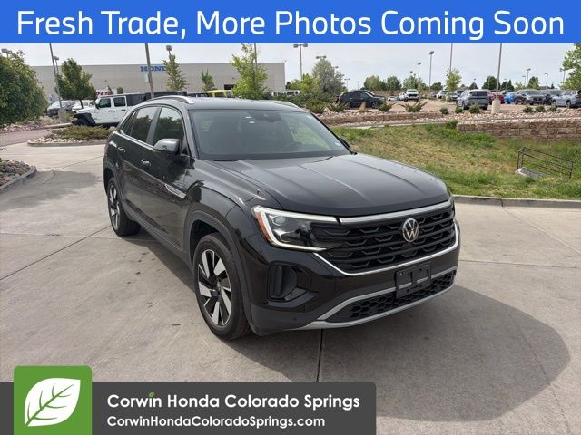 2025 Volkswagen Atlas Cross Sport's photo