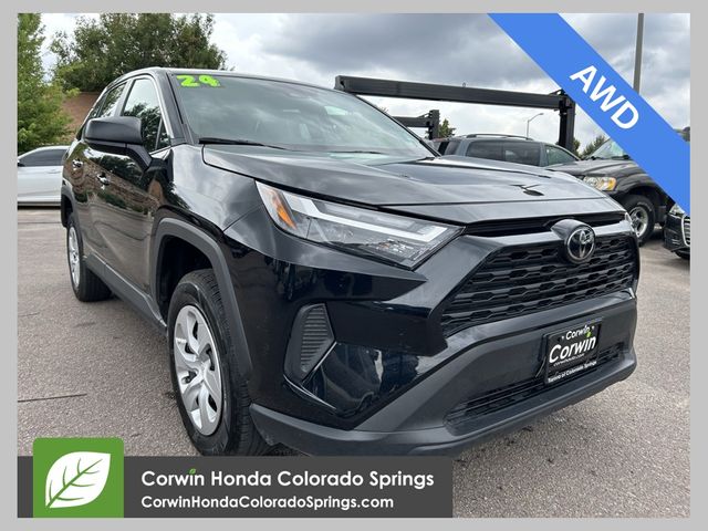 2024 Toyota RAV4 LE's photo