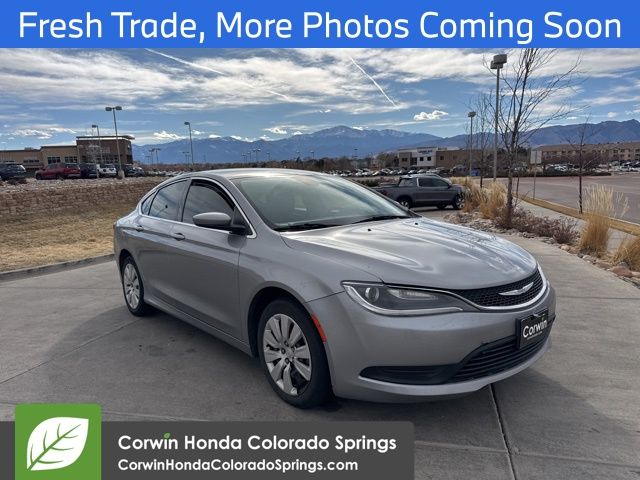 2015 Chrysler 200 LX