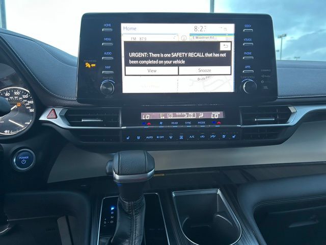 2021 Toyota Sienna Platinum - Photo 17