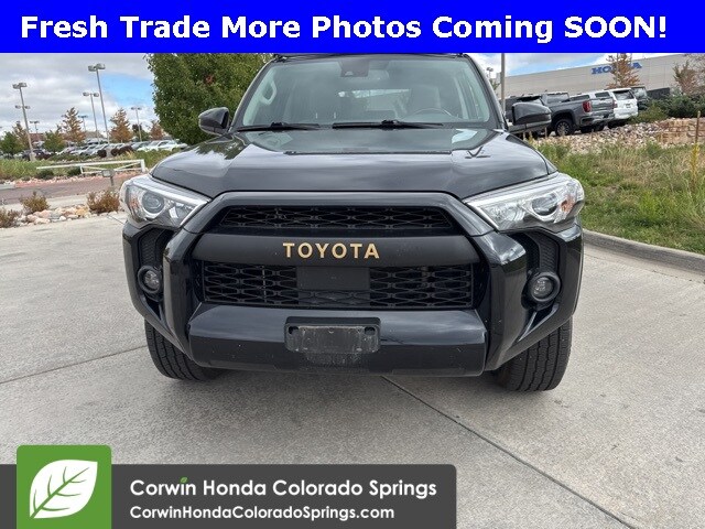 2022 Toyota 4Runner SR5 Trail photo 2