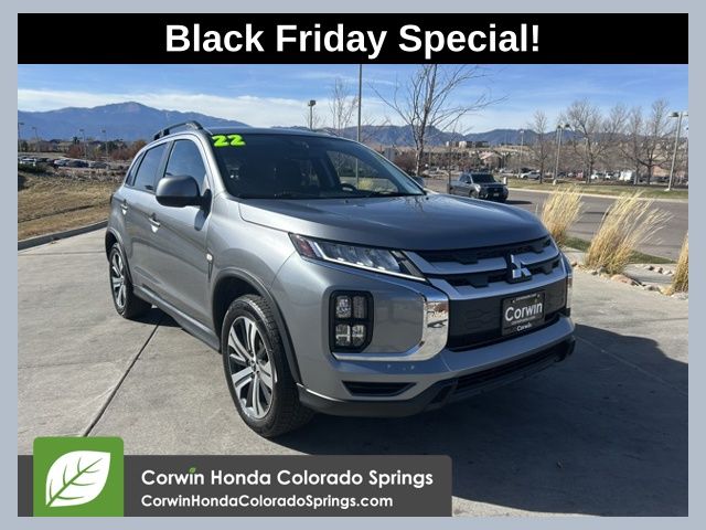 2022 Mitsubishi Outlander Sport ES's photo