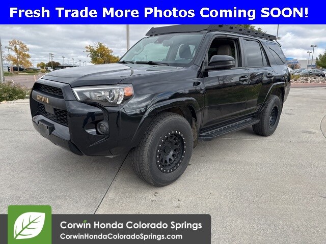 2022 Toyota 4Runner SR5 Trail photo 3