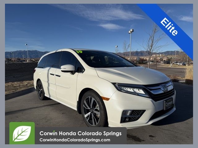 2019 Honda Odyssey Elite's photo
