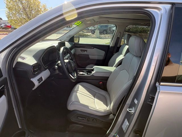 2024 Honda Pilot Touring - Photo 12