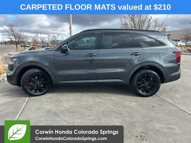 2021 Kia Sorento S photo 3