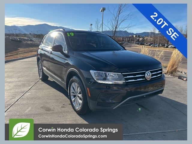2018 Volkswagen Tiguan SE's photo