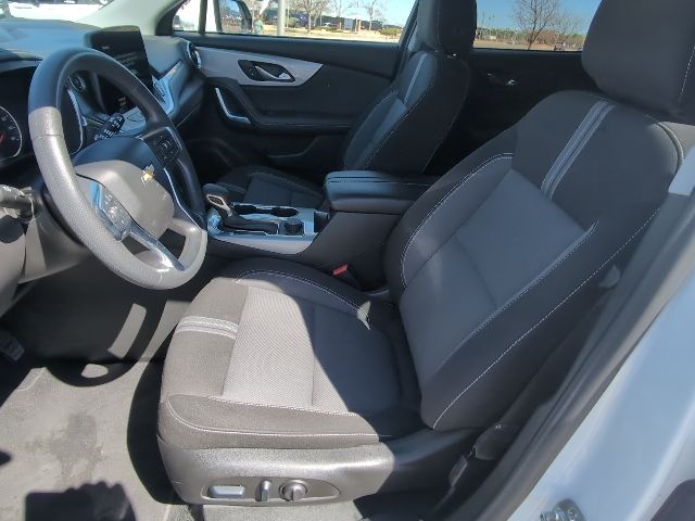 2025 Chevrolet Blazer 2LT photo 4