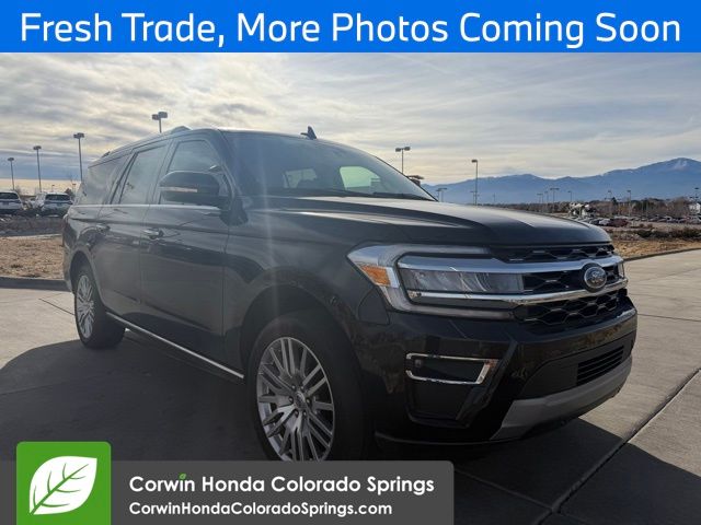 2024 Ford Expedition Limited's photo
