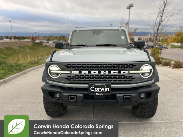 2023 Ford Bronco Badlands photo 2
