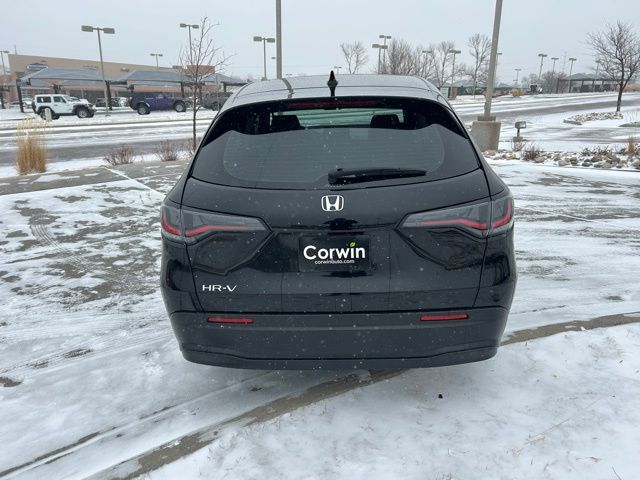2024 Honda HR-V LX photo 3