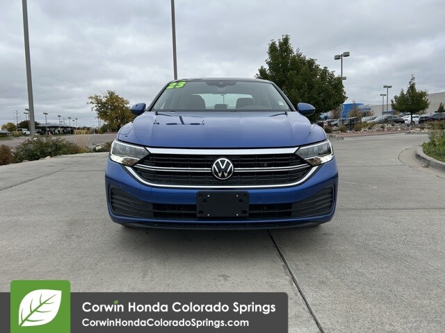2023 Volkswagen Jetta 1.5T SE photo 2