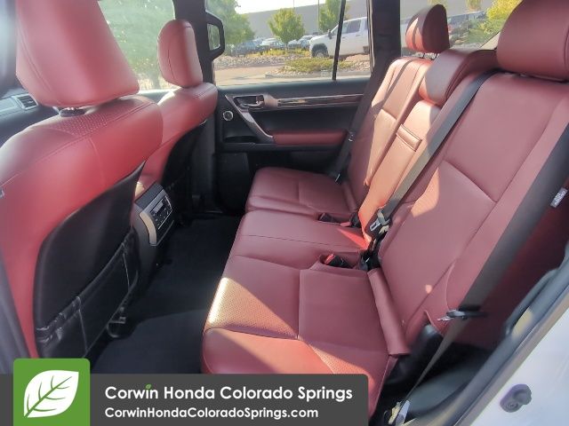 2023 Lexus GX LUXURY - Photo 23