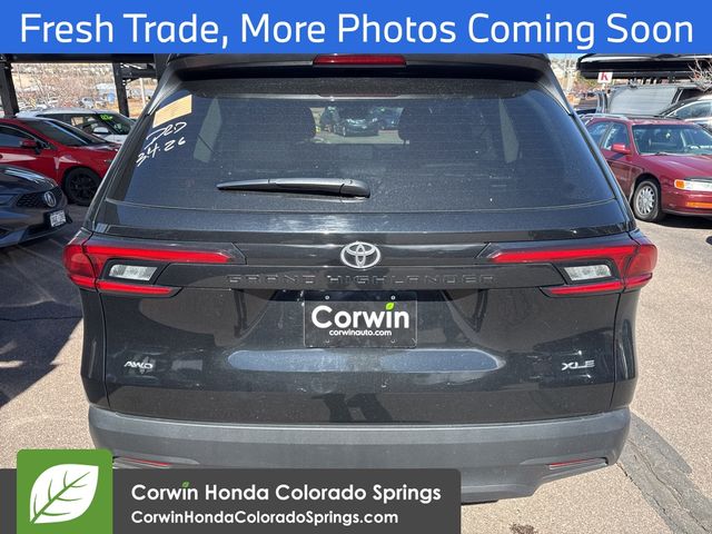 2025 Toyota Grand Highlander Limited photo 3