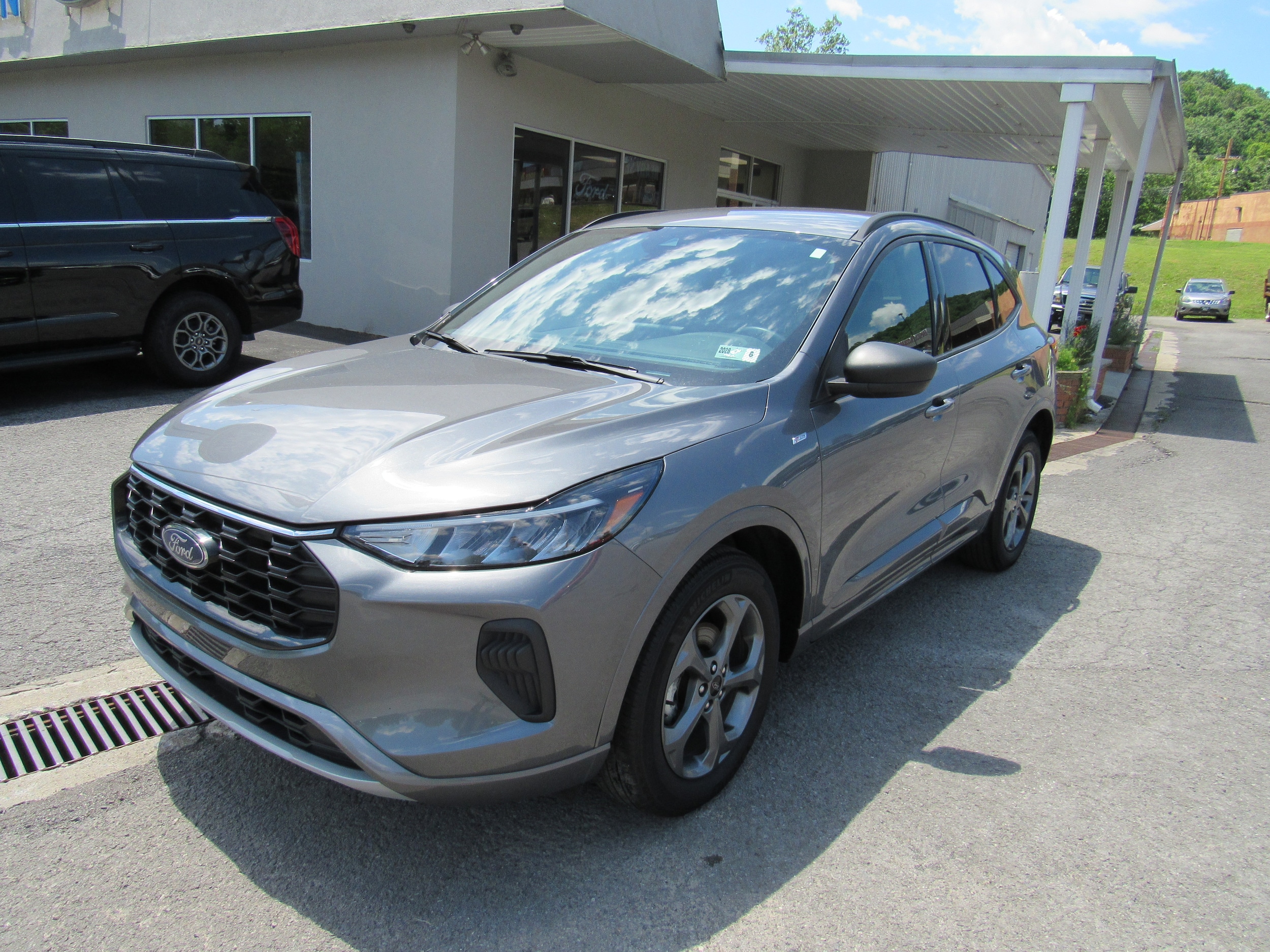 2024 Ford Escape ST-Line AWD's photo