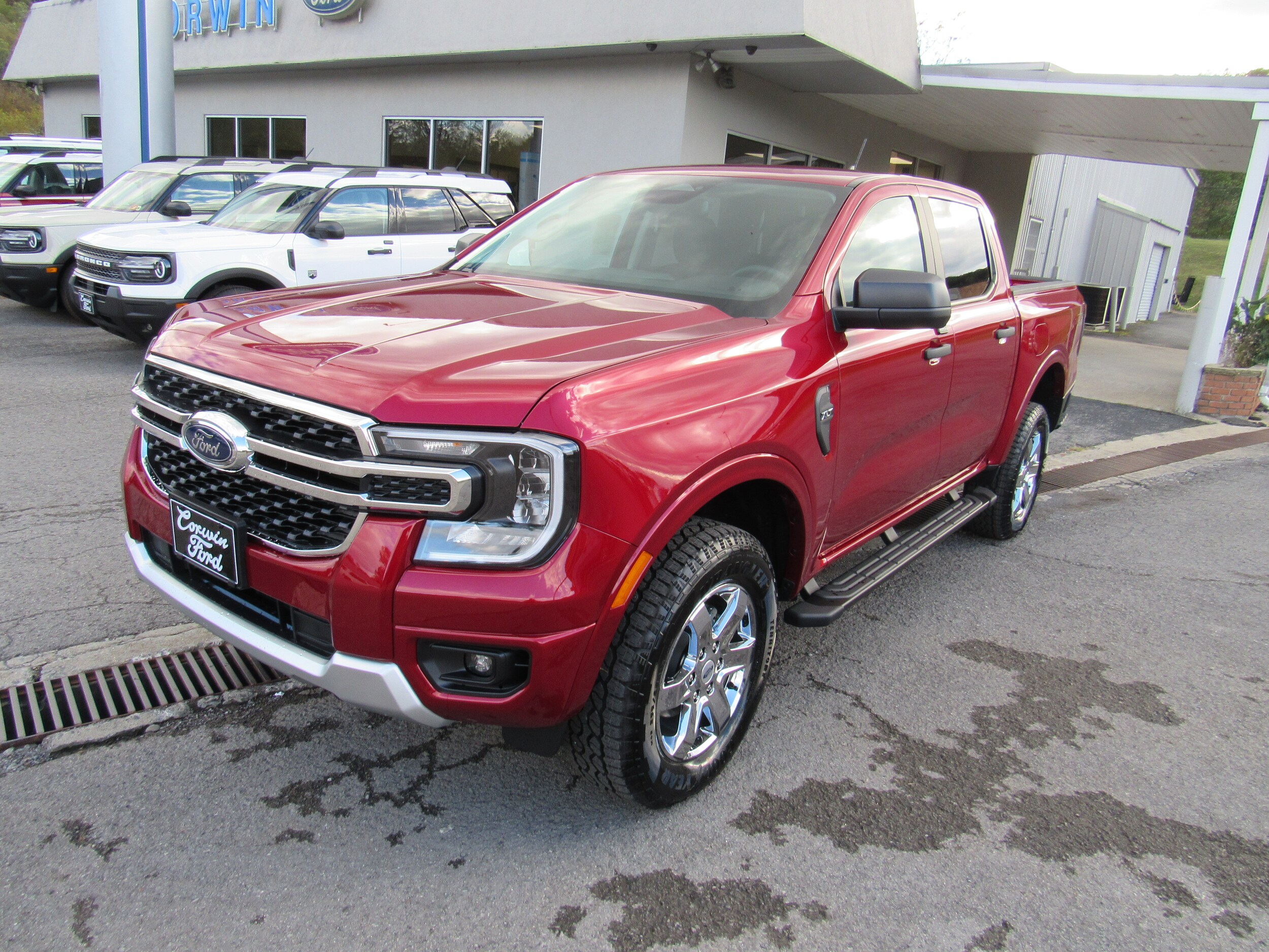 2025 Ford Ranger XLT photo 2