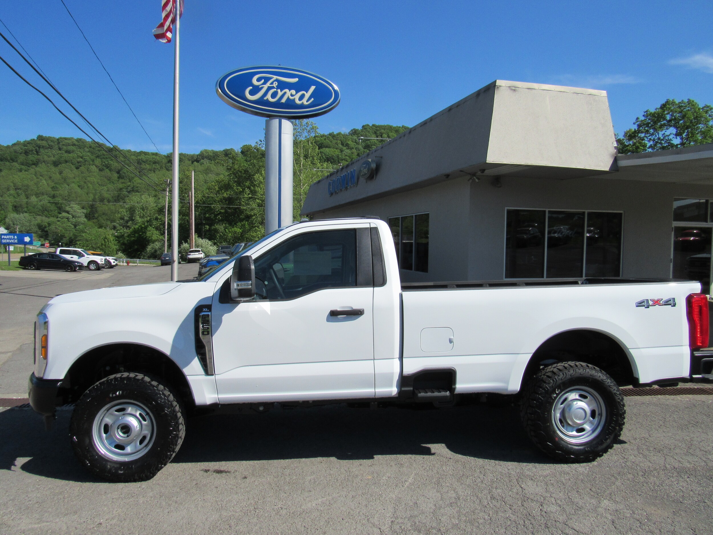 2025 Ford F-250 XL photo 2