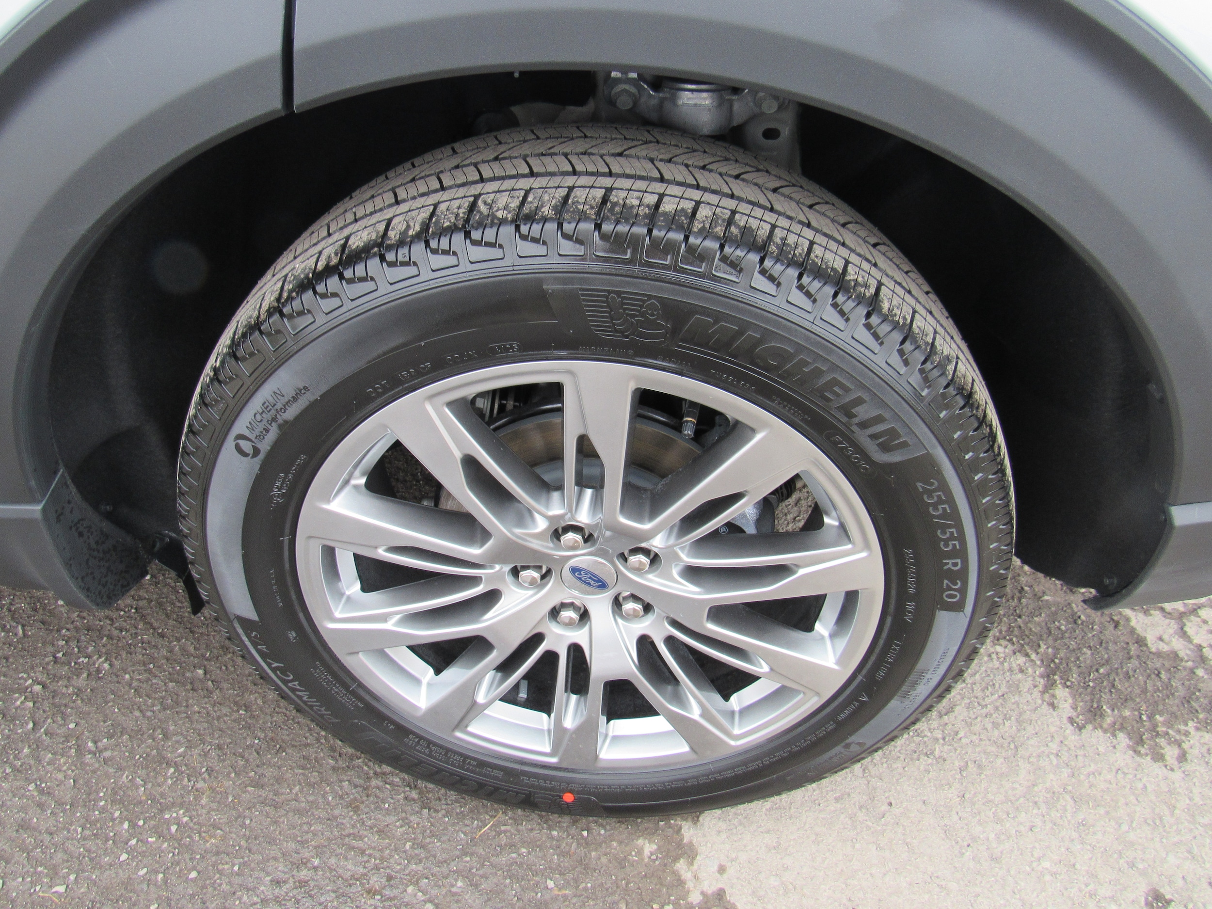 2026 Ford Explorer Active - Photo 13