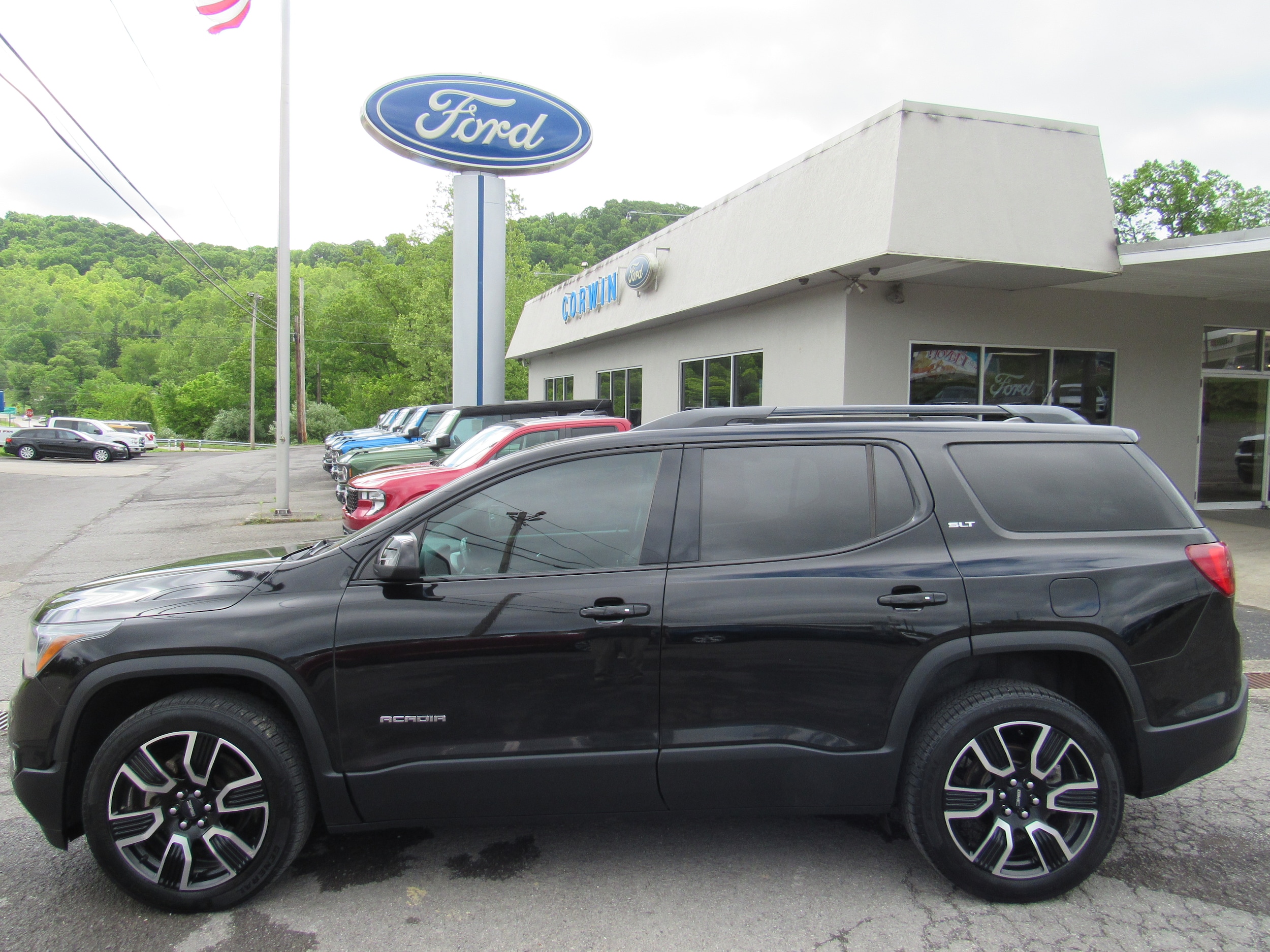 Used 2019 GMC Acadia SLT-1 with VIN 1GKKNULS1KZ276026 for sale in Mannington, WV