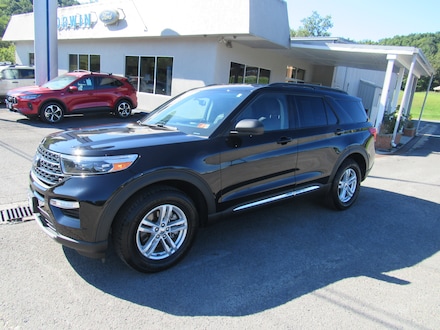 2022 Ford Explorer XLT XLT 4WD