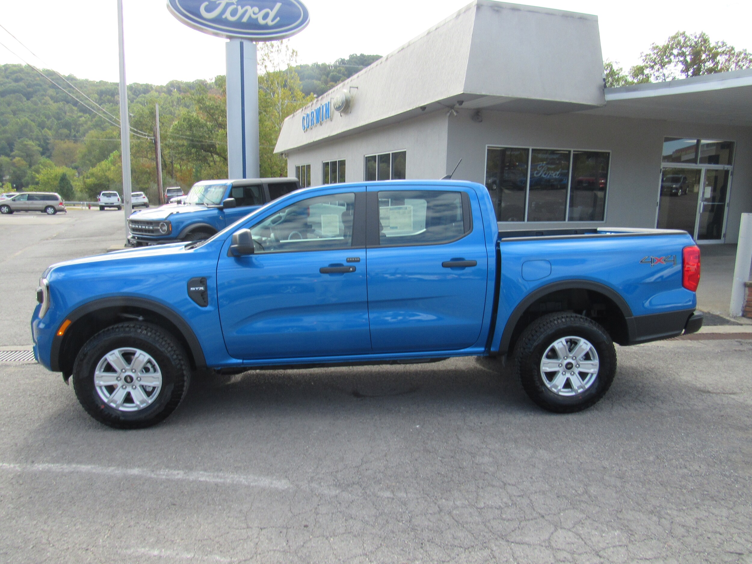 2025 Ford Ranger XL photo 2