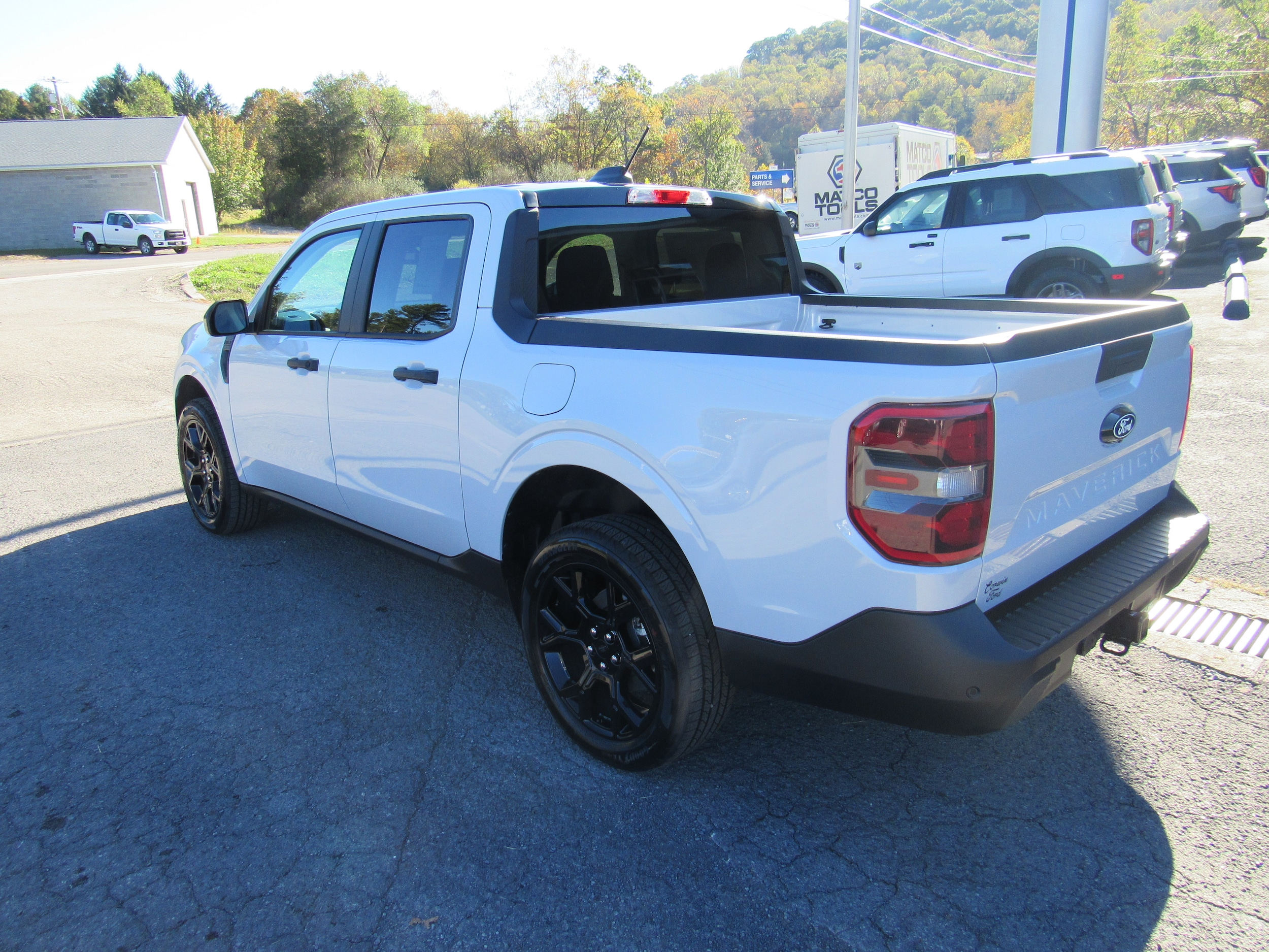 2025 Ford Maverick XLT - Photo 8